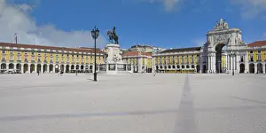 King Jose I equestrian statue, Praca do Comercio