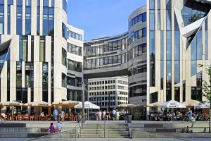 Ko-Bogen, modern architecture in urban renewal project