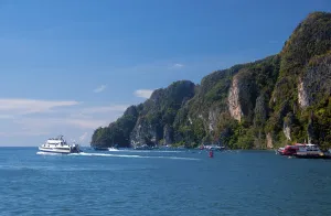 Ko Phi Phi consists of two islands