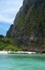 Ko Phi Phi consists of two islands