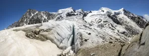 La Jonction, glacier tongue, Glacier des Bossons meets Glacier de Taconnaz
