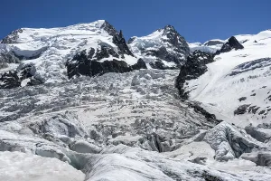 La Jonction, glacier tongue, Glacier des Bossons meets Glacier de Taconnaz