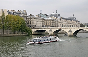 La Seine Musee d'Orsay boat trip
