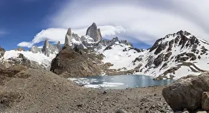 Lagoon de los Tres in front of Mount Fitz Roy