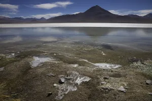 Laguna Blanca, Andina Eduardo Abaro National Park