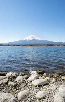 Lake Kawaguchi with volcano Mt