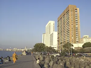 Lands end on Marine drive, Nariman Point