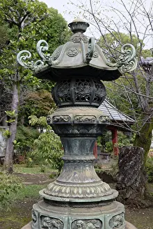 Framed Print : Lantern, Rinno-ji Temple, Byobuzaka Dori