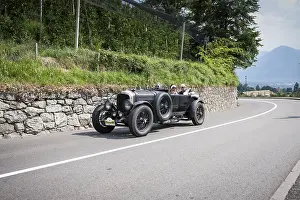 Laterally offset frontal view of the Bentley 4-5 litre Open with start number 4