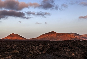 Category Mountain Landscapes Prints: Lava field, Fire Mountains, volcanoes