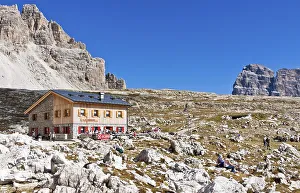 Lavaredo Hut, Rifugio Lavaredo