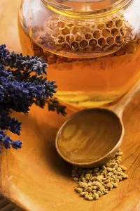 Lavender honey with bee pollen and honey comb