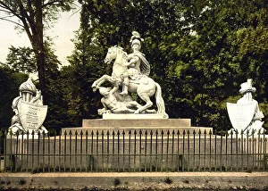 Lazienki, King Sobieski's monument