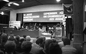 The left-oriented Socialist German Workers Youth (SDAJ)