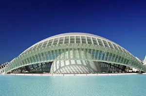 L'Hemisferic, IMAX cinema and planetarium