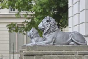 Two lion figures on the Lion Building