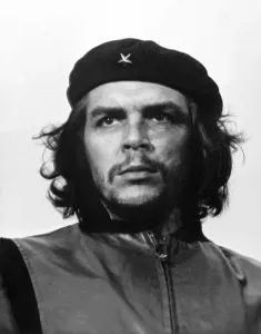Category Historic Photos EN Prints: While living in Mexico City, Guevara met Raul and Fidel Castro