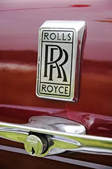 Logo, lettering, Rolls Royce, English vintage car