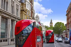 London Big Ben from Trafalgar Square traffic in UK