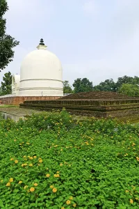 Lord Buddha nirwan Mahaparinirvan Mahaparinivan temple