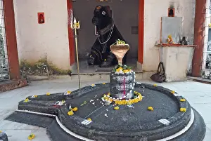 Category Historic EN Prints: Lord Shiva temple and shivling