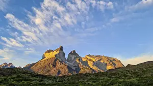 Los Cuernos, the horns, in the evening light