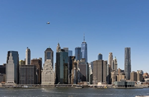 Lower Manhattan seen from Brooklyn Heights Promenade