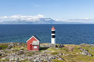 Lyngstuva Lighthouse, Lyngen, Lyngenfjord