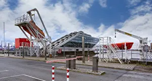 Ma-co Boozsanlage, Dockland at low tide