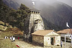 Madhmaheshwar Temple, uttaranchal, india