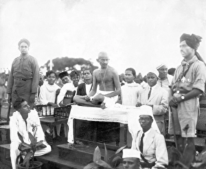 Mahatma Gandhi addressing scouts in Chennai, Tamil Nadu, India, Asia, 1927, Asia