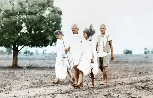 Mahatma Gandhi and associates on his daily walk, Wardha, Maharashtra, India, Asia, November 1933, Asia