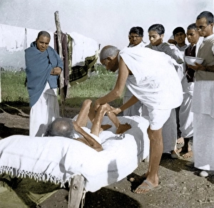 Mahatma Gandhi caring leper patient, Satyagraha Ashram, Wardha, Maharashtra, India, Asia, 1940, Asia
