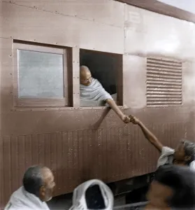 Mahatma Gandhi collecting donations for Harijan Fund in South India, Asia, January 1946