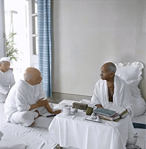 Mahatma Gandhi discussing with Sardar Vallabhbhai Patel, Birla House, Mumbai, Maharashtra, India, Asia, June 21, 1945, Asia
