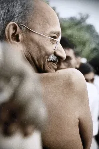Mahatma Gandhi at evening prayer meeting, Mumbai, Maharashtra, India, Asia, May 1944, Asia