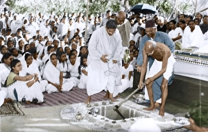 Mahatma Gandhi at foundation ceremony, Santiniketan, west Bengal, India, Asia, December 19, 1945, Asia