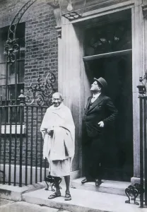 Mahatma Gandhi leaving 10 downing street in london, 1931