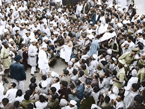 Mahatma Gandhi after meeting British Viceroy, Shimla, Himachal Pradesh, India, Asia, June 24, 1945, Asia