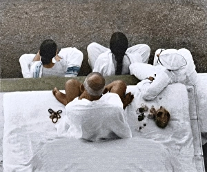 Mahatma Gandhi at public prayer meeting, Rungta House, Mumbai, Maharashtra, India, Asia, September 1944, Asia