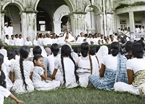 Mahatma Gandhi at public prayer meeting, Rungta House, Mumbai, Maharashtra, India, Asia, September 1944, Asia