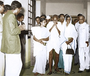 Mahatma Gandhi with Rajkumari Amrit Kaur, Abha Gandhi, Delhi, India, Asia, November 12, 1947, Asia
