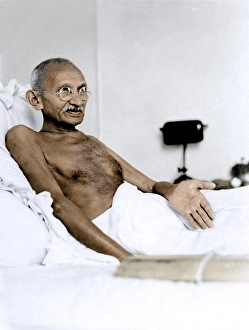 Mahatma Gandhi sitting talking at Birla House, Mumbai, India, Asia, August 1942, Asia