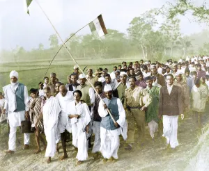 Mahatma Gandhi in village after Hindu Muslim riots, East Bengal, India, Asia, January 1947, Asia