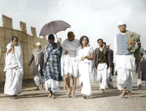 Mahatma Gandhi and others walking on Haripura Congress campus, Gujarat, India, Asia, February 1938, Asia