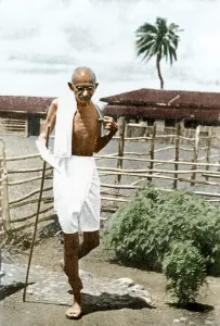 Mahatma Gandhi walking in Satyagraha Ashram, Wardha, Maharashtra, India, Asia, January 1938, Asia
