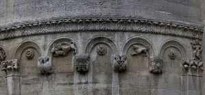 Main apse, hunting frieze, hound and hare