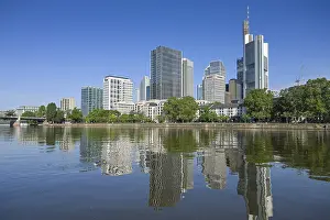 Main, Mainkai with Mainuferpark