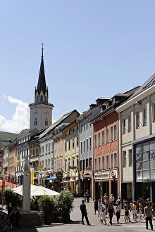 Main square, with church St. Jakob