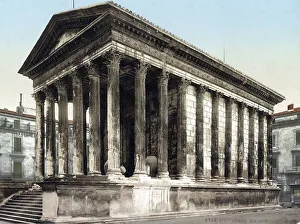 Maison Carree, Rectangular House